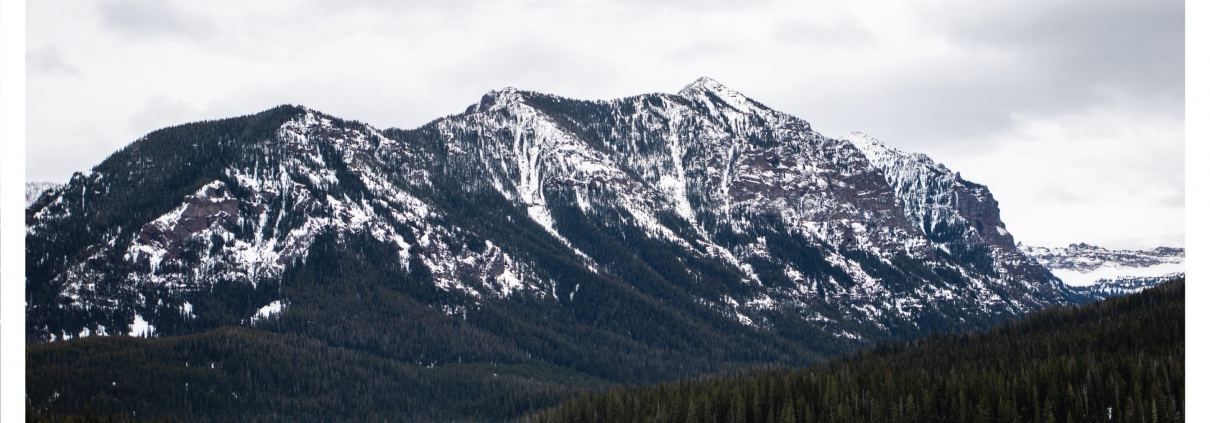 A snow covered mountain to show the best best snowshoe trails near Belgrade, Montana